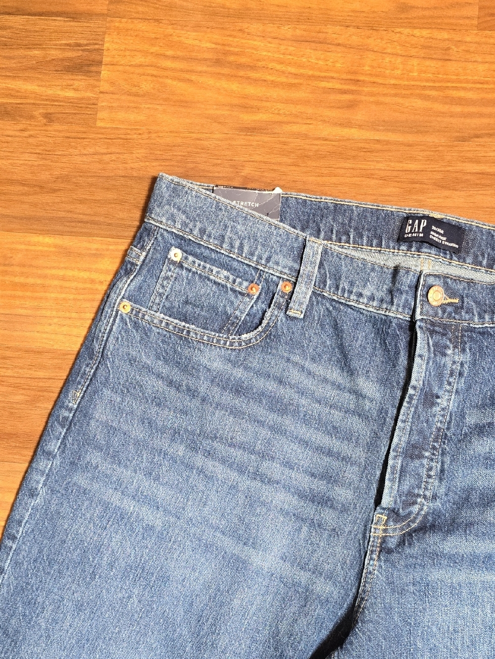 Gap High Rise Cheeky Straight Jeans - Picture 4 of 14